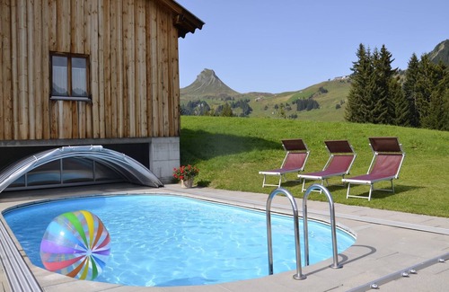 Damuels House | Apartment in Damüls near Hiking Trails