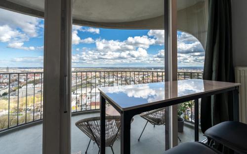 Antonsviertel Apartment | Apartment in der 30. Etage, Tolle Aussicht, Zentral
