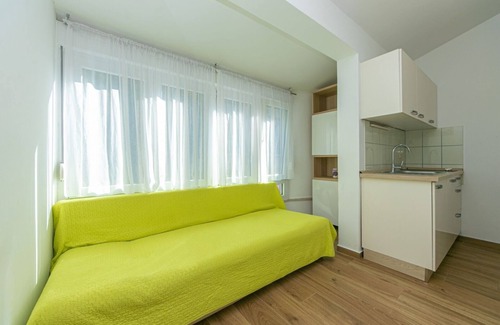 Drasnice Apartment | Apartment in Drašnice with Seaview, Terrace, Air condition, WIFI (4992-3)