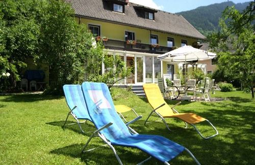Feld am See Apartment | Apartment in Feld am See by Brennsee Lake