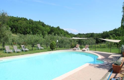 Collesalvetti House | Apartment in Guasticce with shared pool
