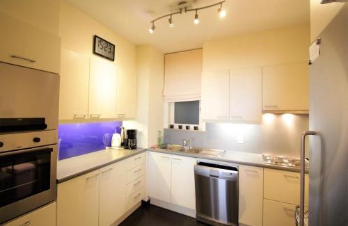 Knokke Apartment | Apartment in Het Zoute near Zeedijk Promenade