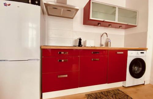 La Rochelle City Centre Apartment | Apartment in La Rochelle close to amenities