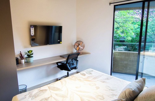 Suramericana Hotel | Apartment in Laureles City view