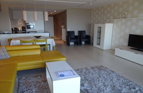 Nieuwpoort-Bad Apartment | Apartment in Nieuwpoort by the Beach