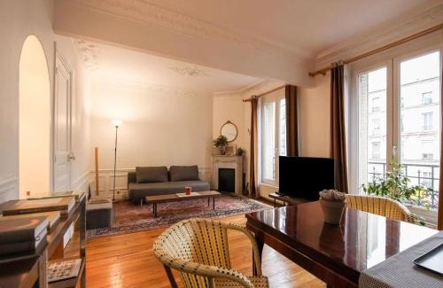 Clichy Apartment | Apartment in Paris near Line 14 Metro