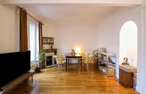 Clichy Apartment | Apartment in Paris near Line 14 Metro