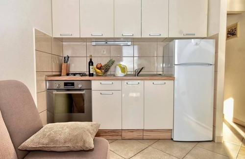 Pisak Apartment | Apartment in Pisak with Seaview, Terrace, Air condition, WIFI (77-2)