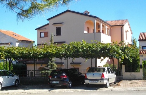 Brulo Apartment | Apartment in Poreč with Balcony, Air condition, WIFI (3794-4)