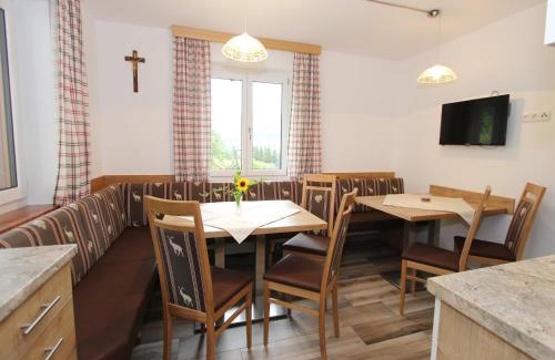 Sankt Veit im Pongau Apartment | Apartment in Sankt Johann near Ski Area