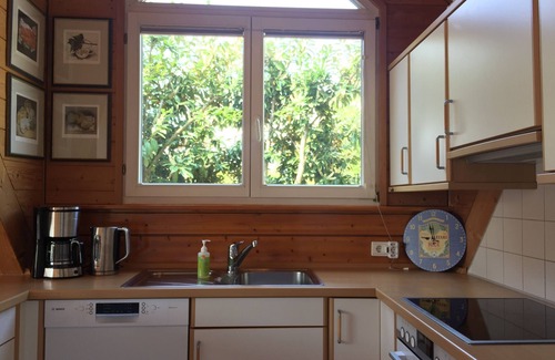 Staad Apartment | Apartment in the garden of Seeheim Castle on lakeside with balcony and terrace.