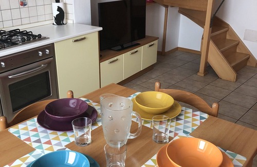 Cles Apartment | Apartment in the historic center of Cles with covered parking space