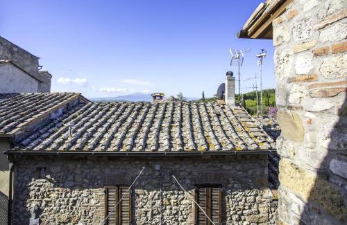 Montefollonico Apartment | Apartment in the medieval village