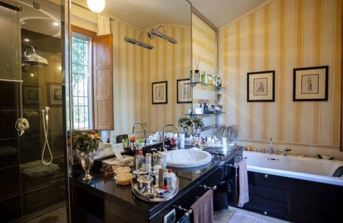 Massa Castello Apartment | Apartment in Villa D Epoca