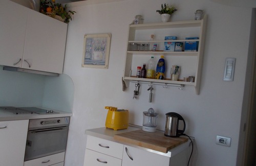 Carozzo Apartment | APARTMENT IN VILLA ON THE TOP FLOOR SEA VIEW