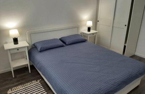 Preko Apartment | Apartment Isla with heated pool,center, near the beach