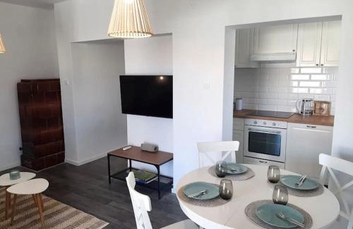 Preko Apartment | Apartment Isla with heated pool,center, near the beach