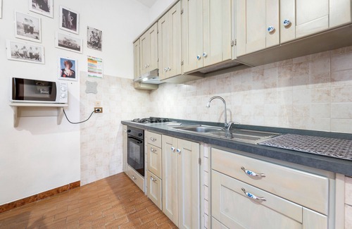 San Giovanni Suergiu Apartment | Apartment '1' with Shared Garden and Air Conditioning