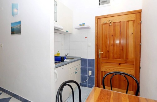 Sucuraj Apartment | Apartment Ivan, (15679), Sucuraj, hr