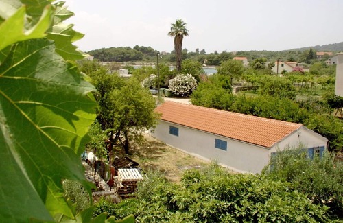 Sucuraj Apartment | Apartment Ivan, (15679), Sucuraj, hr