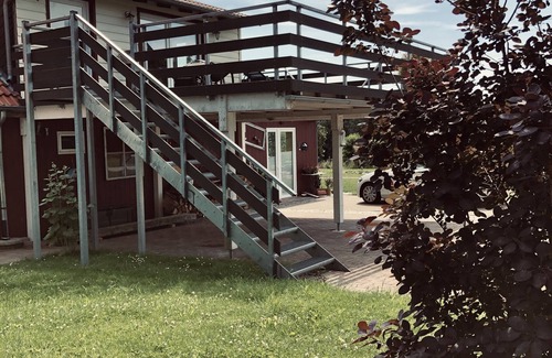 Sababurg Apartment | Apartment 'Jägerstube' with Shared Garden, Balcony and Wi-Fi
