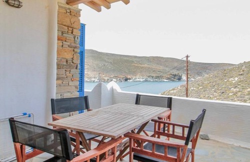 Tinos House | Apartment 'Kolibithra Beach House Tinos' with Sea View, Wi-Fi and Air Conditioning
