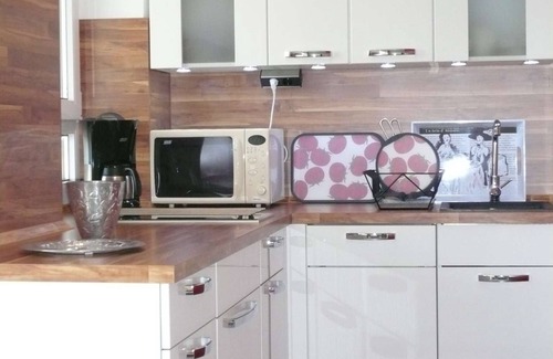 Horumersiel Apartment | Apartment 'Korthals 42' with Sea View and Balcony