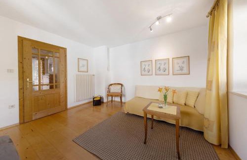 Terlano Apartment | Apartment Kreutnerbinderhof