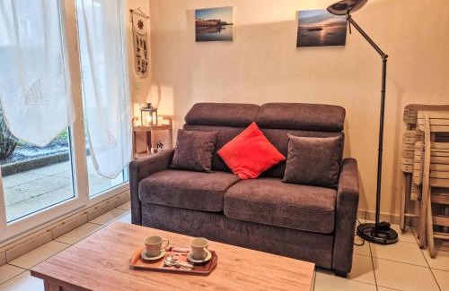 Courtoisville-Sillon-Moka Apartment | Apartment L'air du Large by Interhome