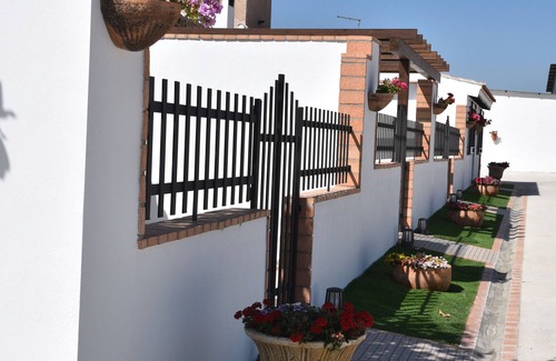 Chiclana de Segura Apartment | Apartment 'La Teja 1' with Mountain View, Wi-Fi and Air Conditioning