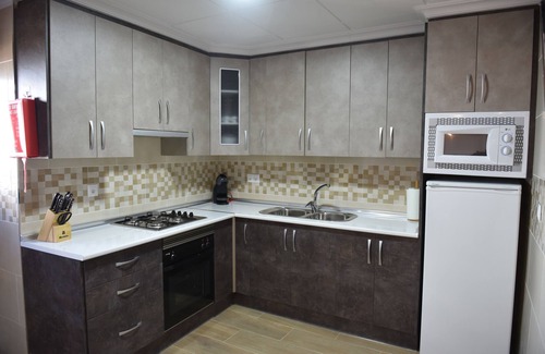 Chiclana de Segura Apartment | Apartment 'La Teja 5' with Mountain View, Wi-Fi and Air Conditioning