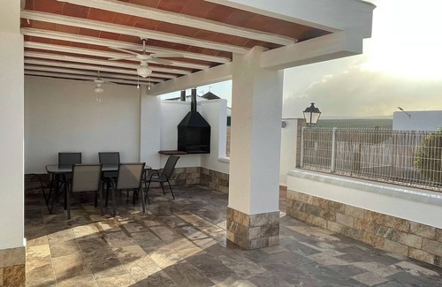 Chiclana de Segura Apartment | Apartment 'La Teja 6' with Mountain View, Wi-Fi and Air Conditioning