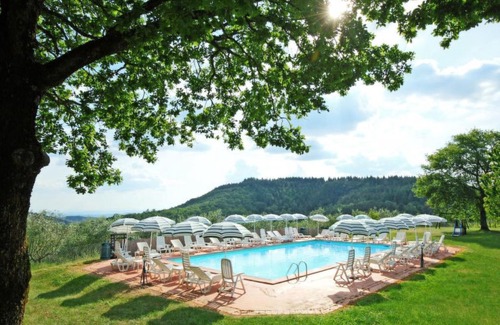 Neri Apartment | Apartment La Farfalla n-5 by Interhome