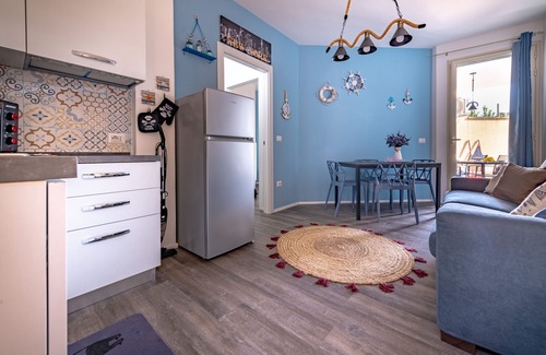 Casamassella Apartment | Apartment 'La Casa Di Olga E Terry' with Private Terrace and Air Conditioning