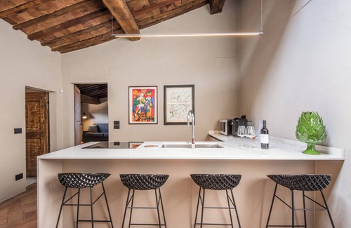 Tavernelle Apartment | Apartment "La Porticina" with Wi-Fi & A/C