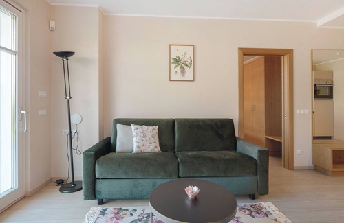 St. Michael/San Michele Apartment | Apartment 'Landhaus Antonius Suite Maximus' with Mountain View, garden and Air Conditioning