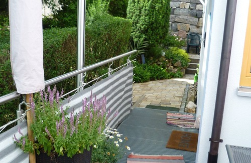 Tuttlingen Apartment | Apartment 'Loft Straussi' with Shared Garden and Wi-Fi