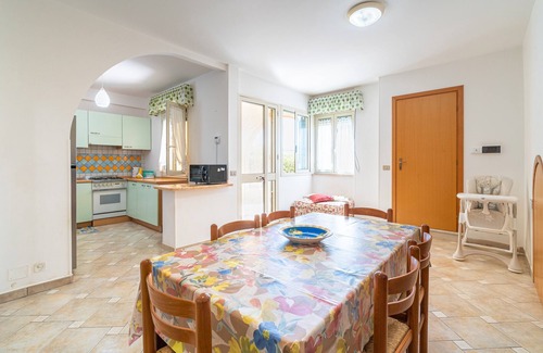 Marzamemi Apartment | Apartment 'Lorenzo' with Sea View, Wi-Fi and Air Conditioning