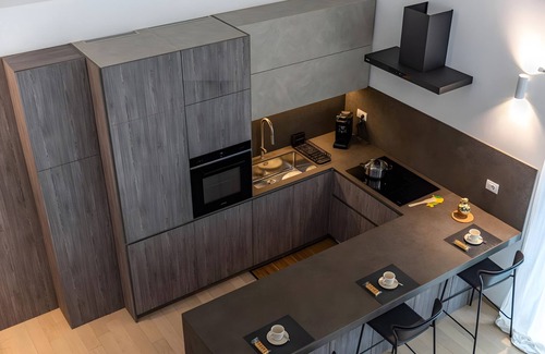 Municipio 1 Apartment | Apartment 'Luxury Terrazza' with Sea View, Wi-Fi and Air Conditioning