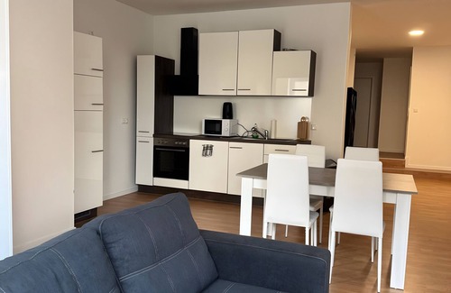 Warin Apartment | Apartment 'Mühlentor Am Wariner See' with Wi-Fi