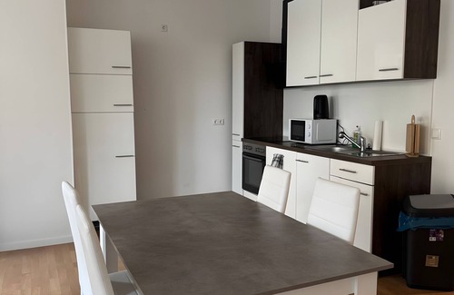 Warin Apartment | Apartment 'Mühlentor Am Wariner See' with Wi-Fi