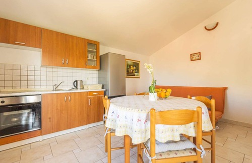 Zubovici Apartment | Apartment Marva 7 with sea view and free air conditioning