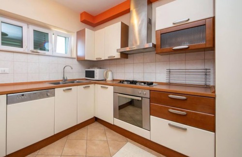 Zelenka Apartment | Apartment Matko by Interhome