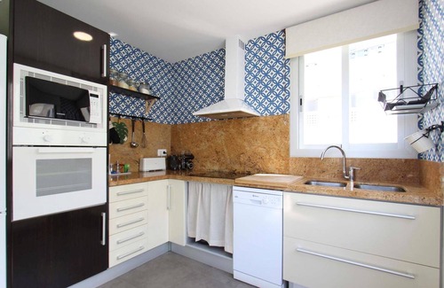 Faro de Cullera Apartment | Apartment 'Mirador De Can Vicent' with Sea View, Wi-Fi and Air Conditioning