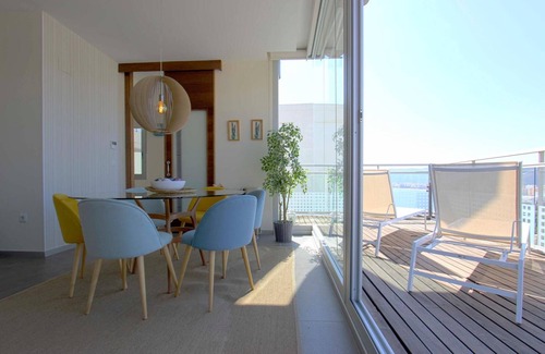 Faro de Cullera Apartment | Apartment 'Mirador De Can Vicent' with Sea View, Wi-Fi and Air Conditioning