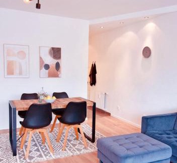 Krefeld Apartment | Apartment mit Balkon - Netflix - nahe Messe Düsseldorf