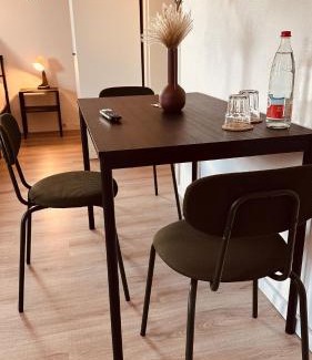 Weiden in der Oberpfalz Apartment | Apartment mit Netflix - Parken - Küche - Bad