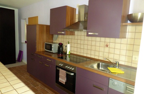 Zahna-Elster Apartment | Apartment-Mobility bath-City view-Ferienwohnung 1