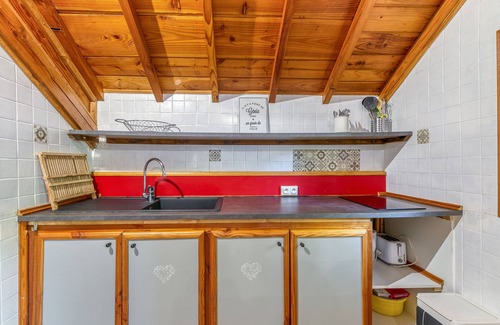 Vaulnaveys-le-Bas RV Rental | Apartment "Myosotis" with mountain view, Wi-Fi and air conditioning