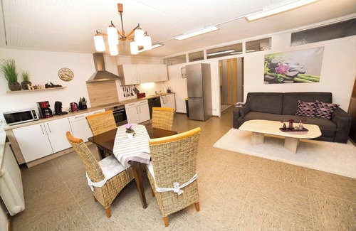 Rheinau Apartment | Apartment 'NaturPur' with Shared Terrace, Shared Garden and Wi-Fi